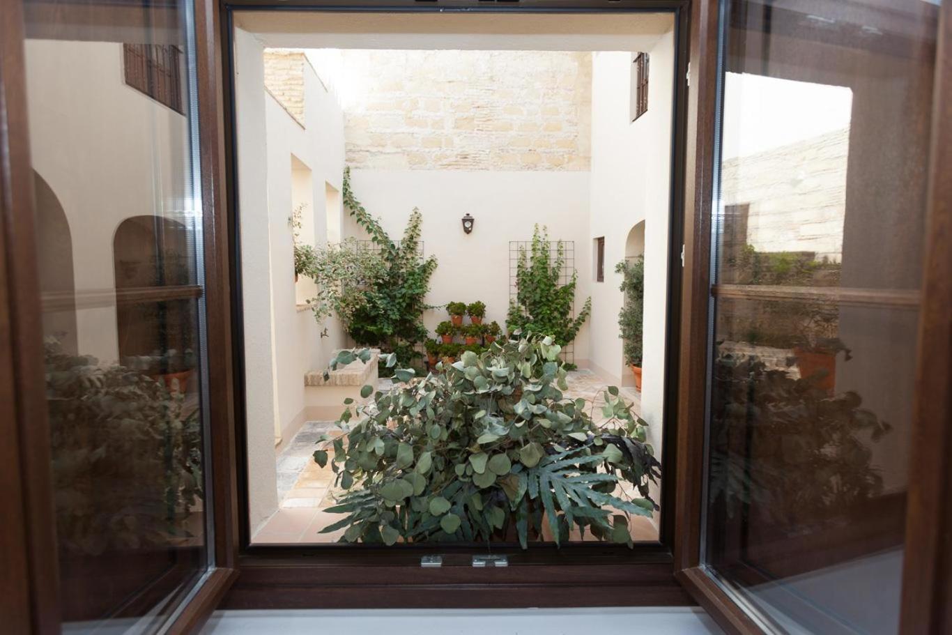 Patios De La Riva Apartman Jerez de la Frontera Szoba fotó